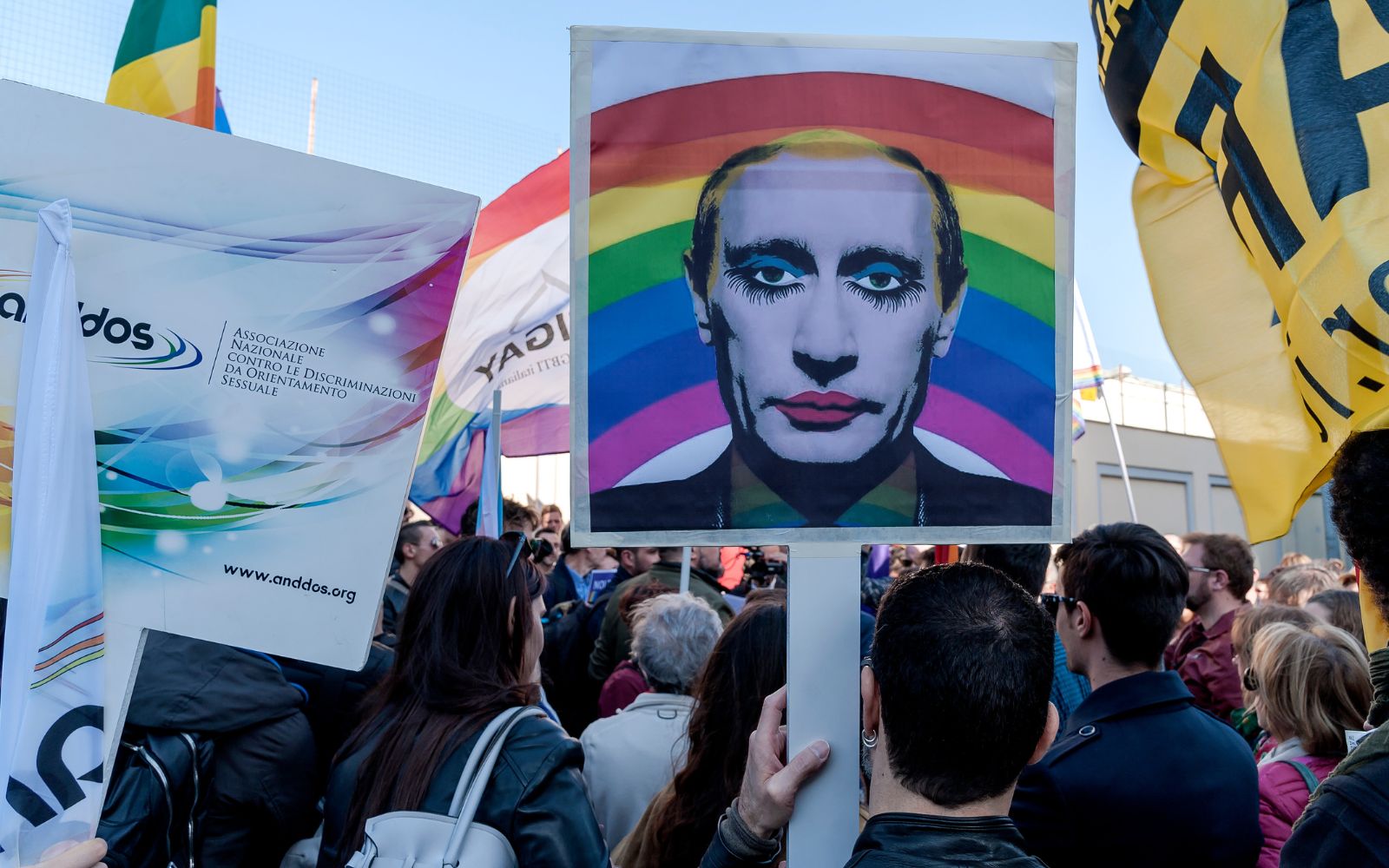 El tribunal europeo ordena a Rusia que reconozca los matrimonios homosexuales