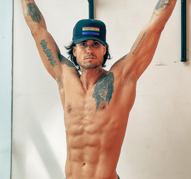 El modelo peruano Gino Assereto responde a los rumores sobre su sexualidad