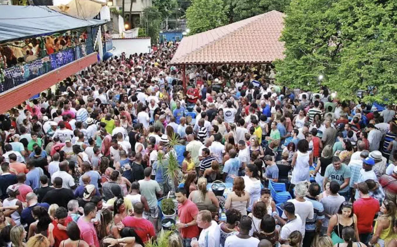 En Río, una madre denuncia un caso de transfobia contra su hija adolescente por parte de Bolsonaristas