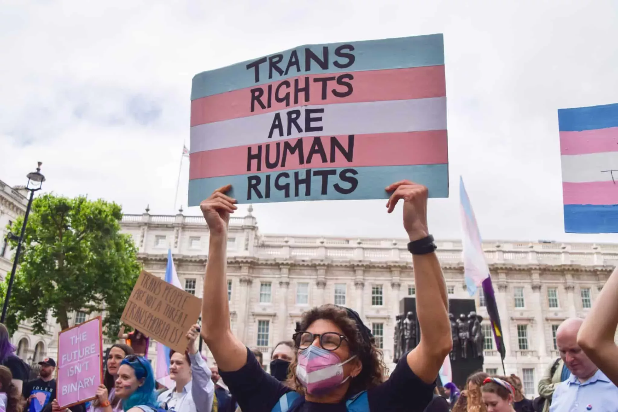 Esta valiente mujer trans ayuda a otras a huir del odio en EE.UU.: 'Nos acusan de pedófilos'