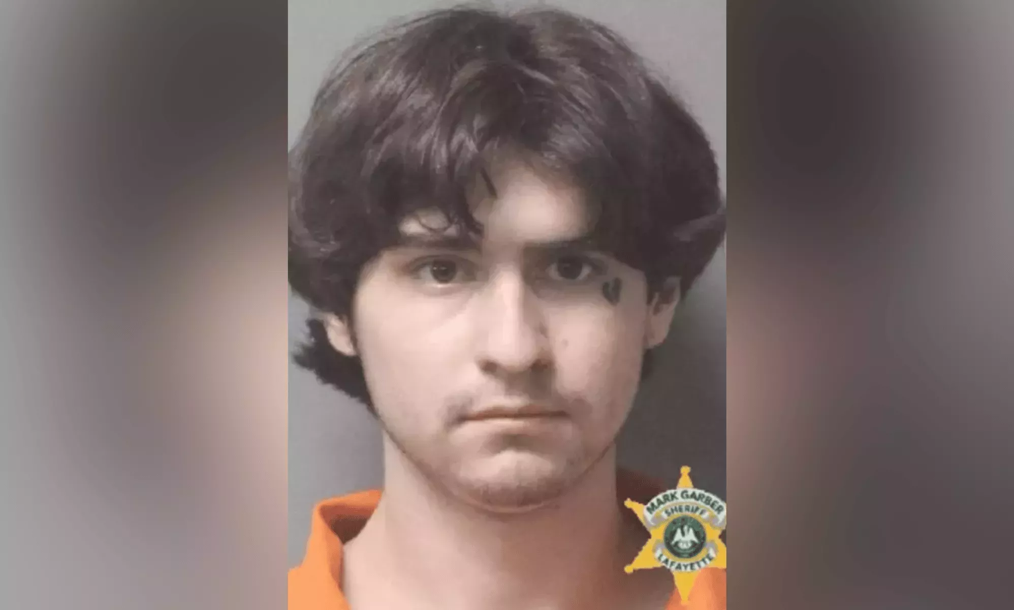 Jeffrey Dahmer imitador encarcelado después de secuestrar a adolescente Grindr hook-up en la trama de asesinato horripilante