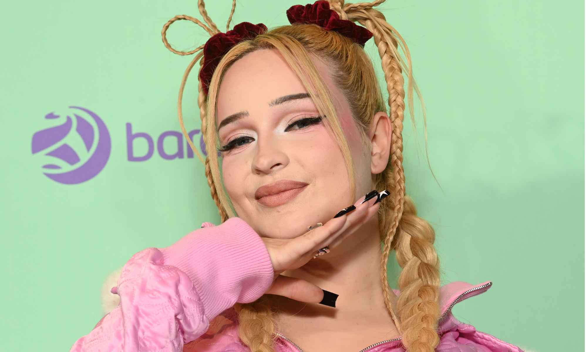 Kim Petras ha revelado que se lo debe todo a los gays