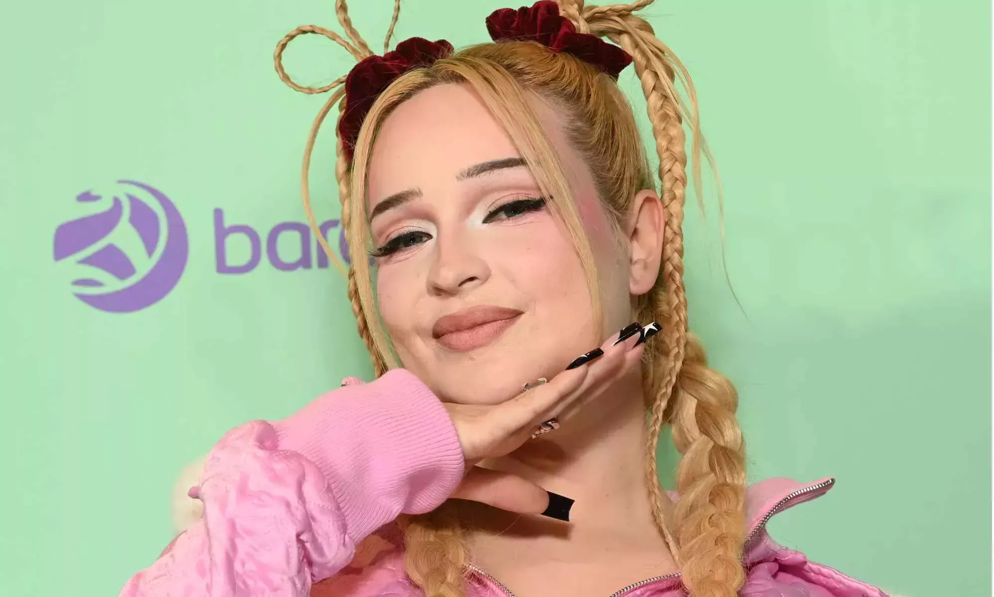 Kim Petras dice que 'se lo debe todo a los gays' y nosotros no lloramos, tú sí