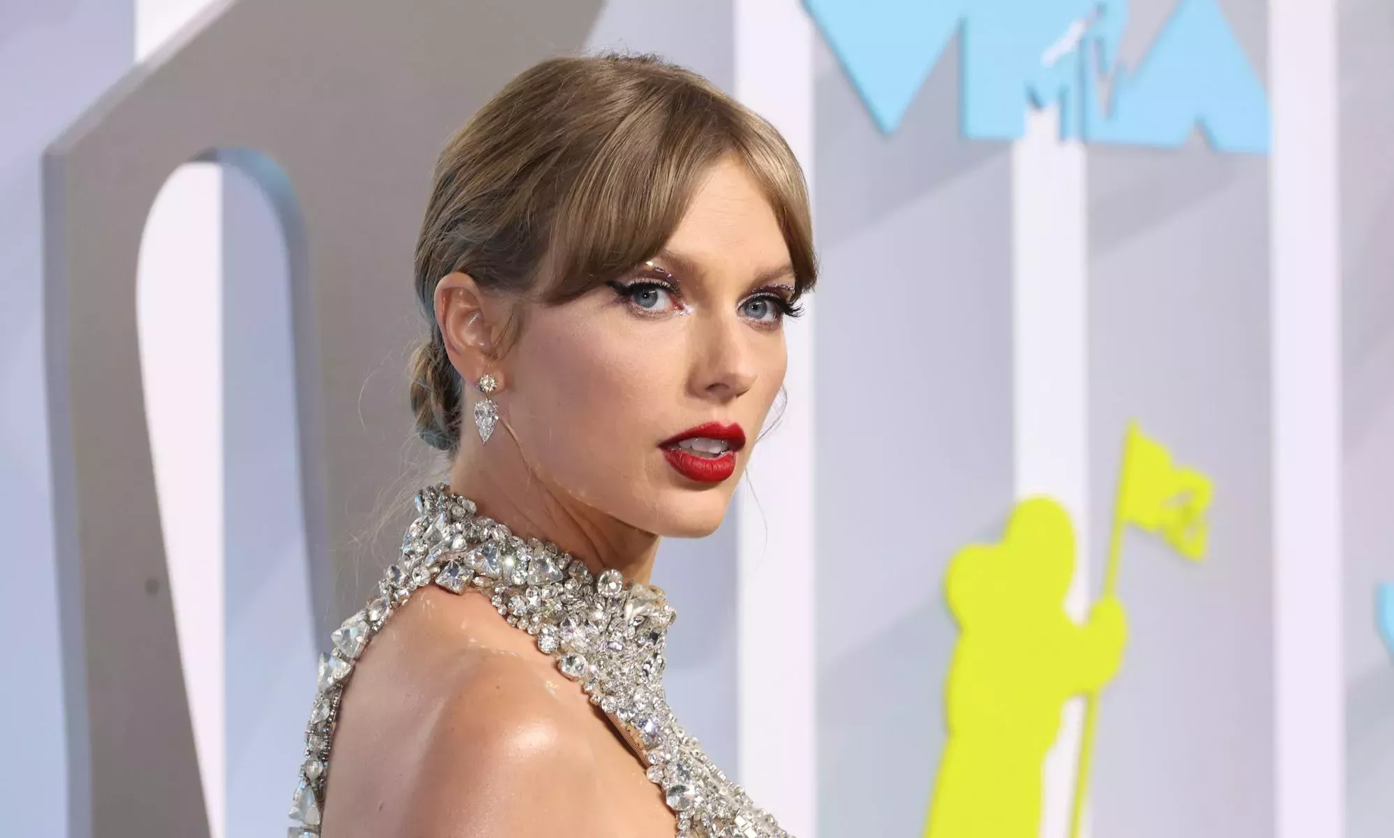 Suspendido un DJ por usar un insulto homófobo 