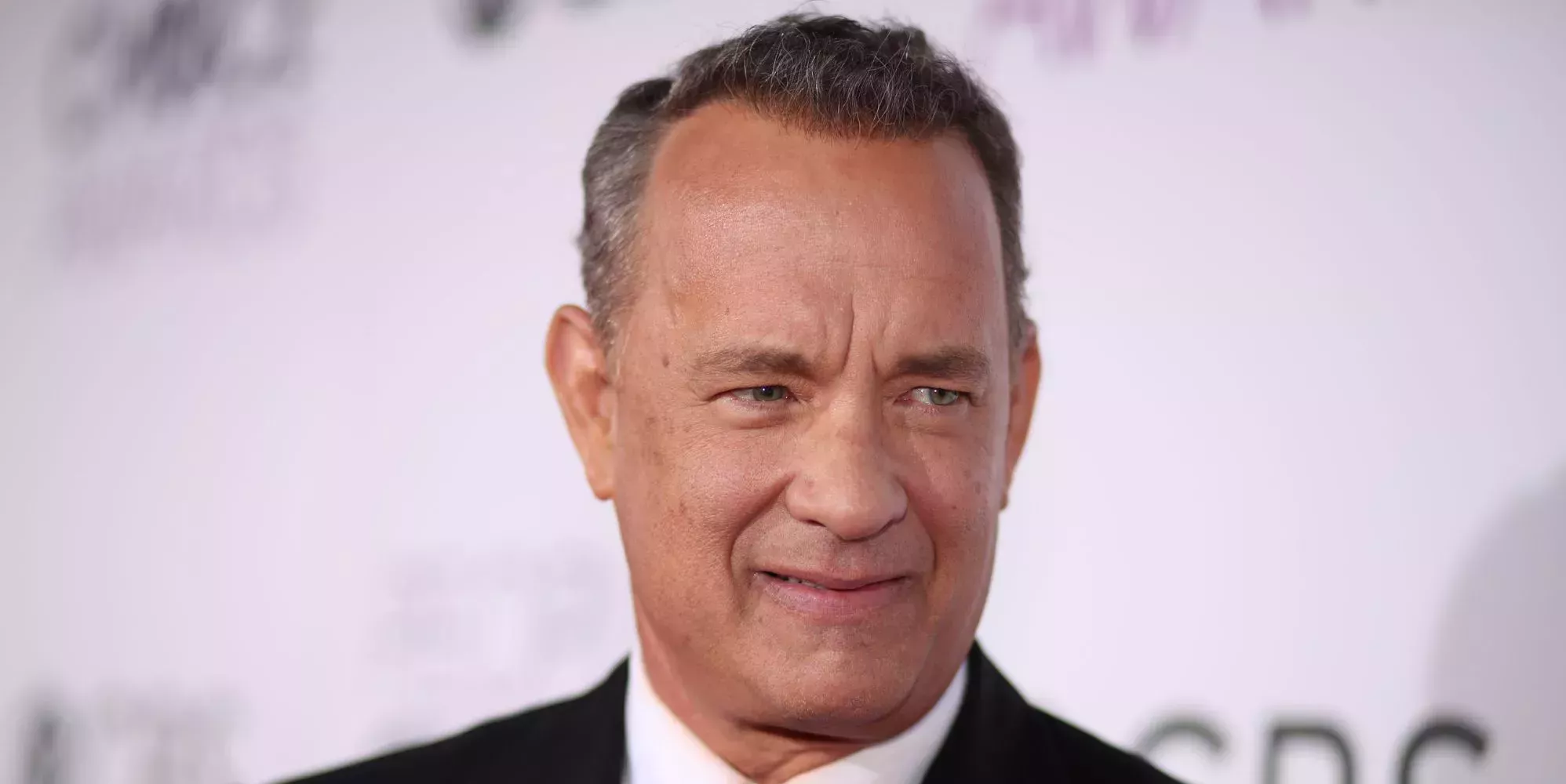 Tom Hanks no interpretaría hoy a un protagonista gay en Filadelfia: Estamos más allá de eso
