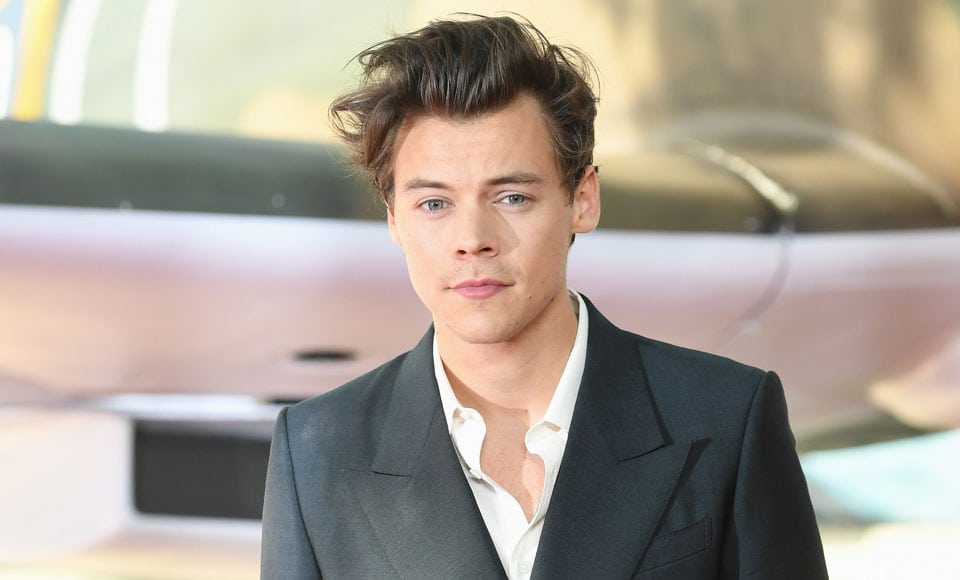 25 mejores peinados de longitud media para hombres en 2023