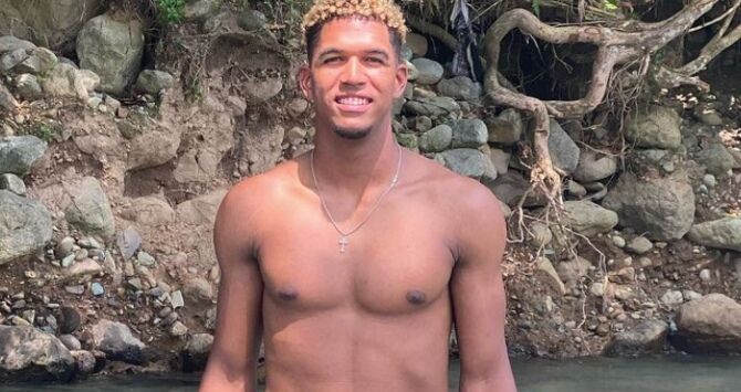 El deportista profesional Anderson Comas sale del armario