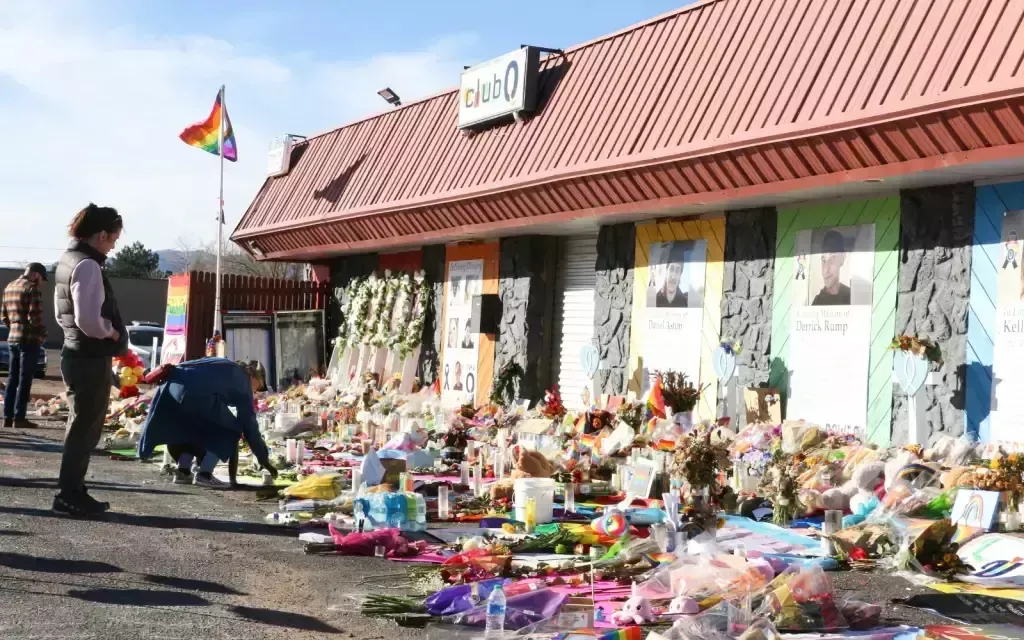 Club Q: la discoteca LGBTQ+ donde murieron cinco personas en un tiroteo masivo reabrirá sus puertas