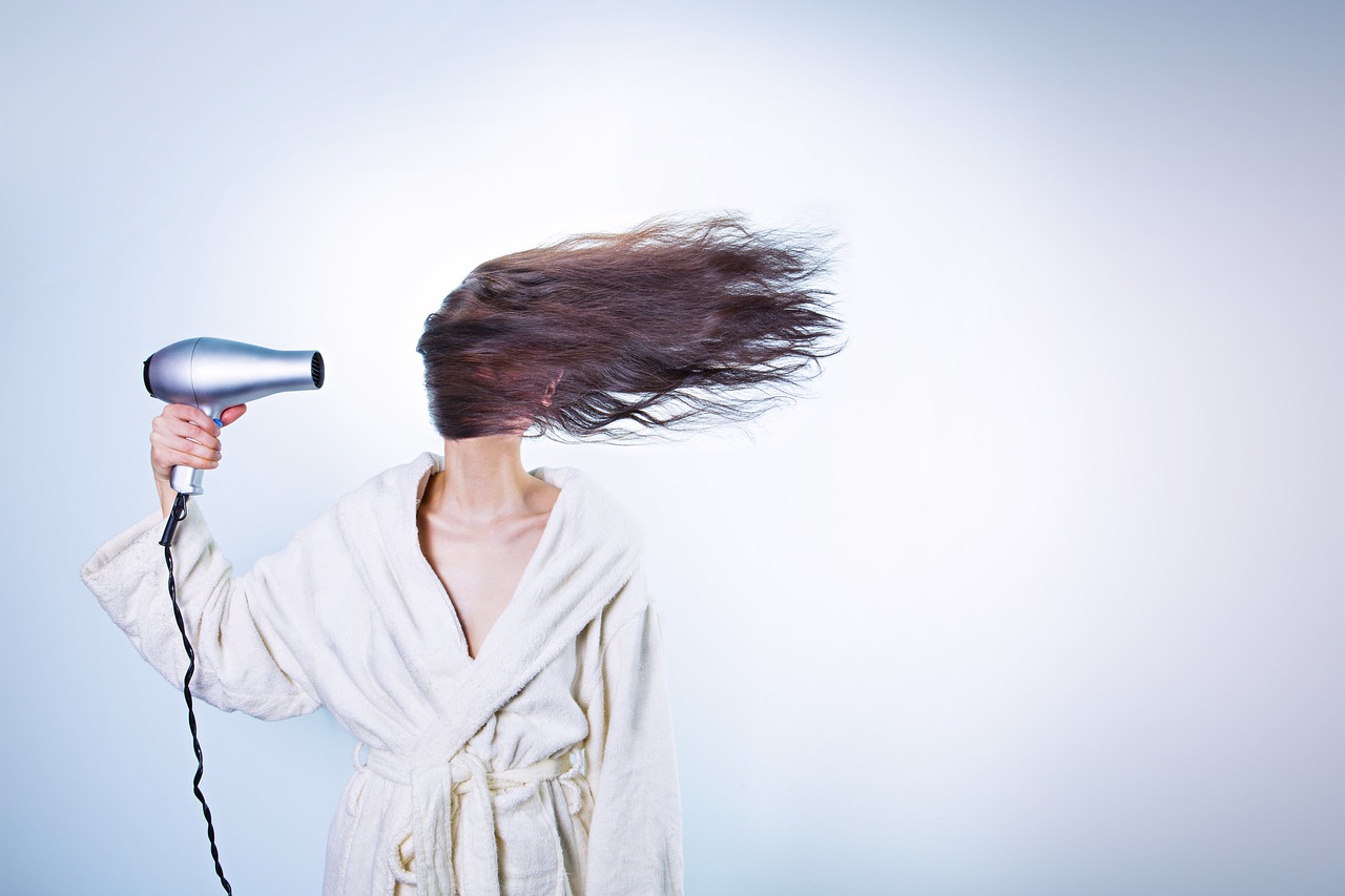 ¿Cómo fortalecer el cabello para que no se caiga?