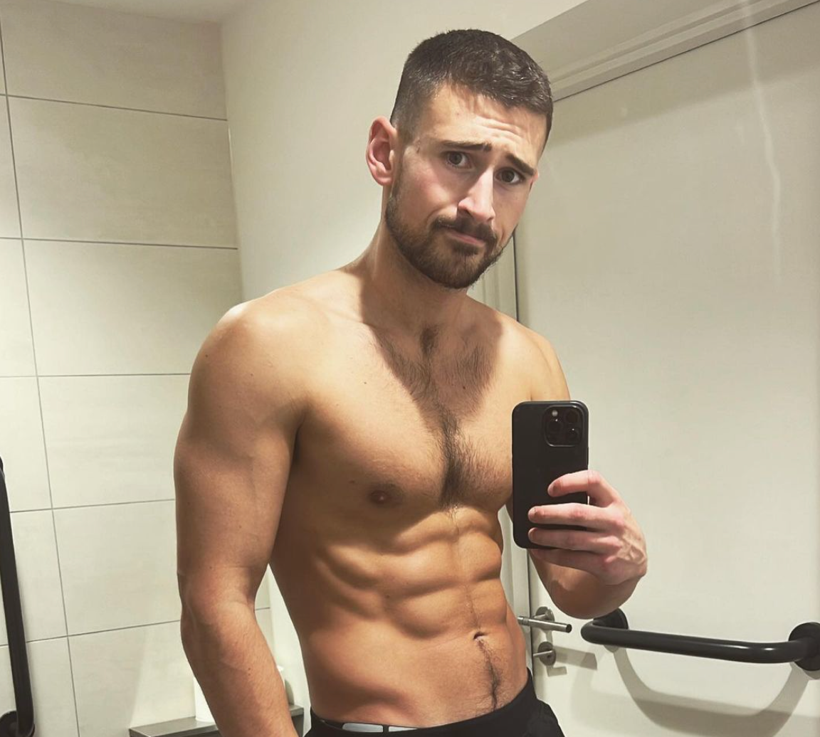 El futbolista Jake Williamson reflexiona sobre su salida del armario