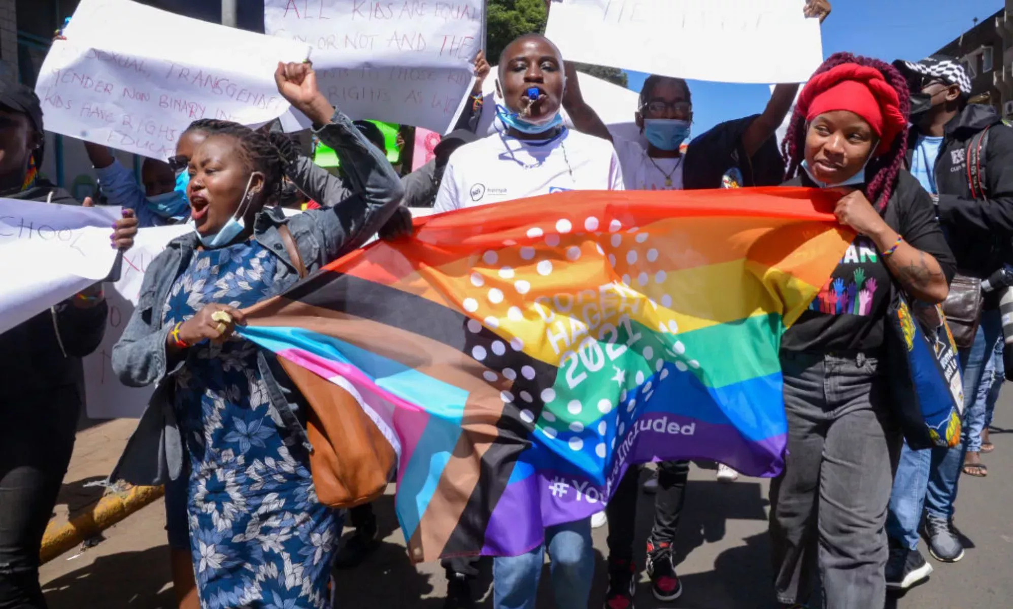El Tribunal Supremo de Kenia falla a favor de un grupo de defensa de los derechos LGBTQ+ en un 