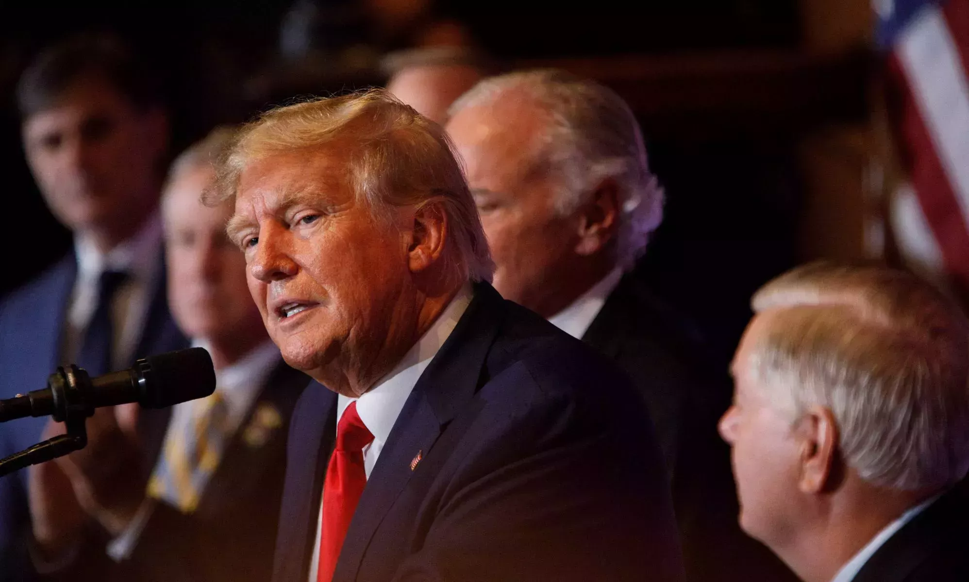 La 'aterradora' promesa de campaña antitrans de Donald Trump muestra una 'creciente desesperación', según los expertos