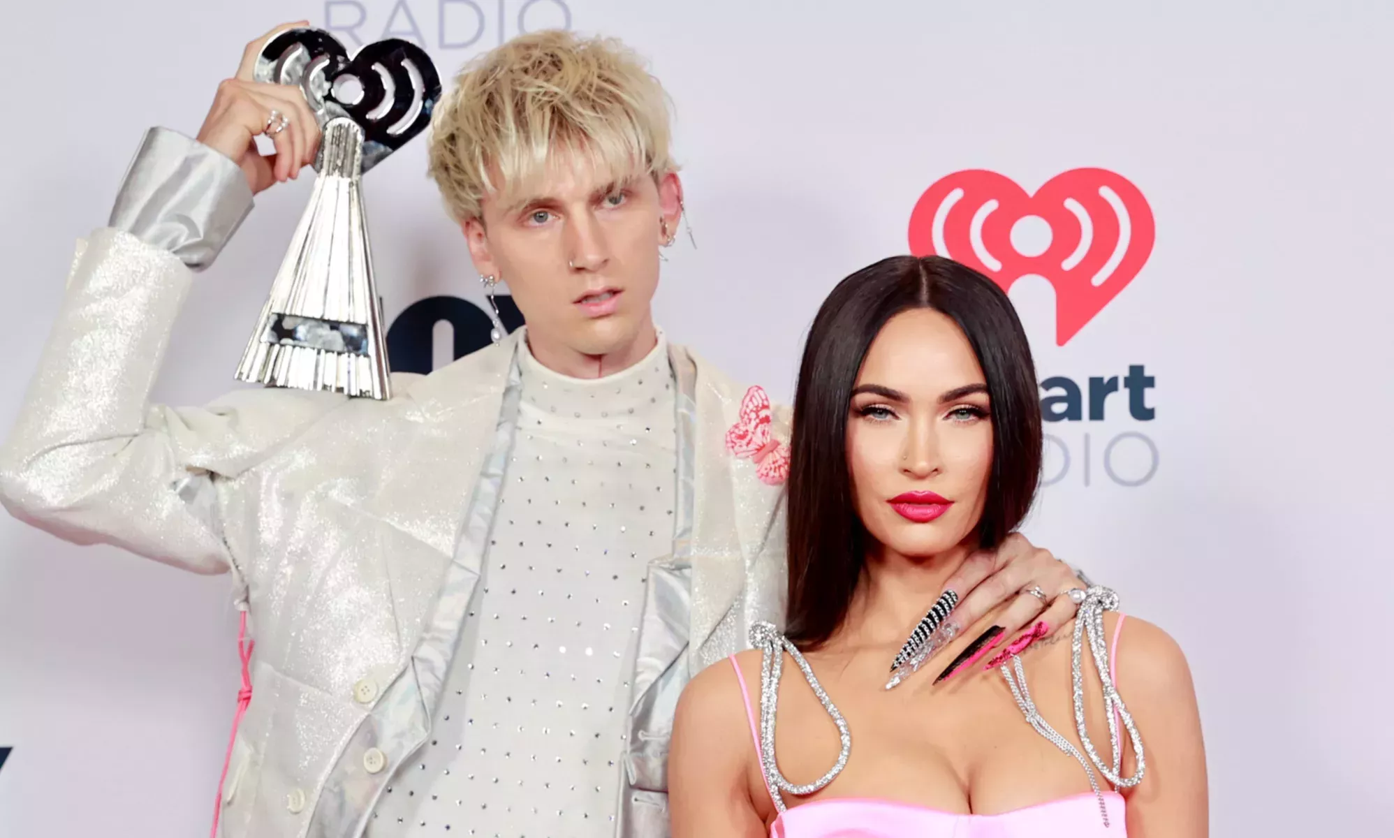Megan Fox rompe el silencio sobre los rumores de infidelidad de MGK: 