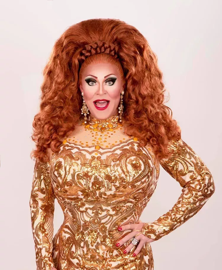  Varla Jean Merman está lista para explotar