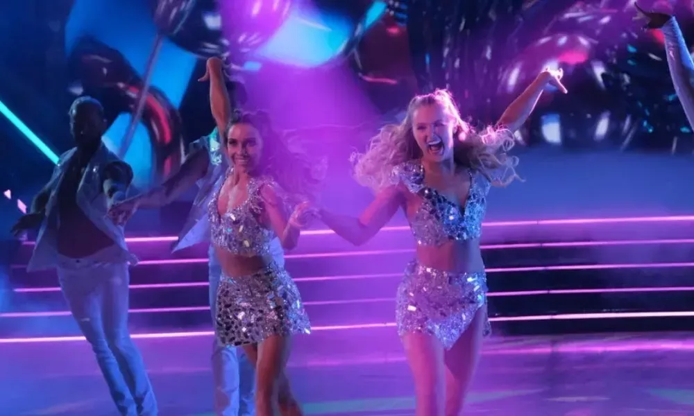 JoJo Siwa and partner Jenna Johnson on the Dancing with the Stars stage