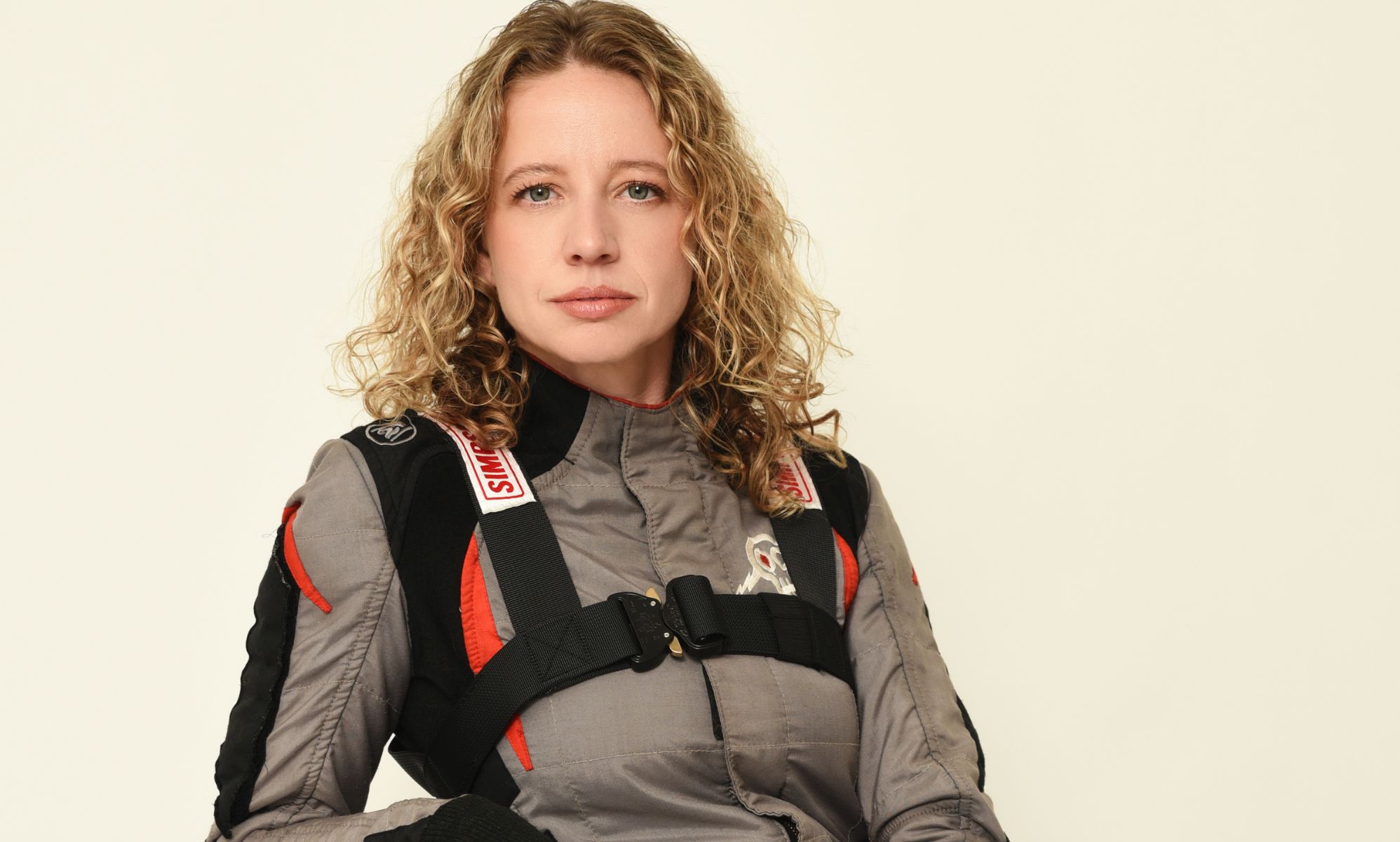 Una piloto de acrobacias lucha por hacerse un hueco en una industria dominada por hombres