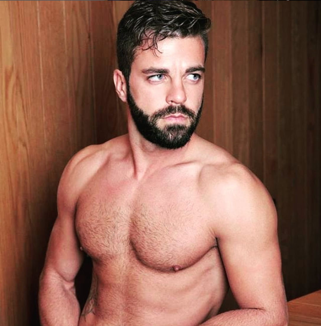 Antonio Moreno, de estrella gay del cine para adultos a la alcaldía