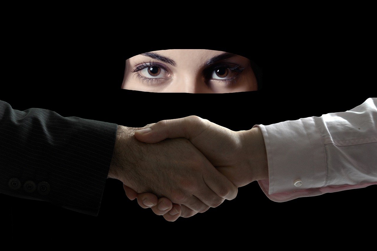 ¿Qué es misógino y mitómano?