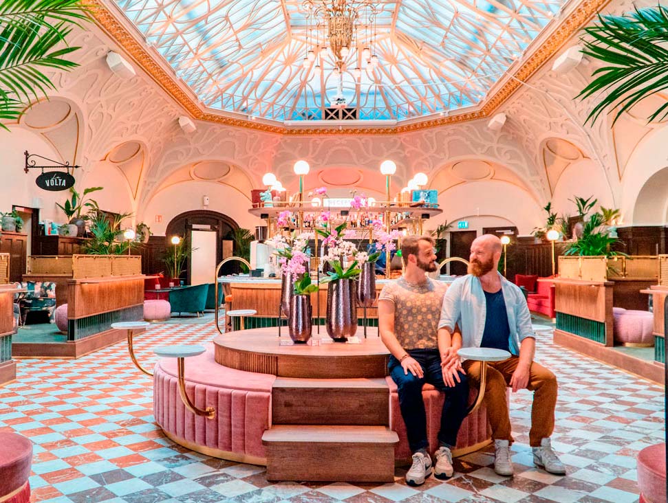 La Diversidad y Creatividad en la Decoración del Hogar de una persona LGTB