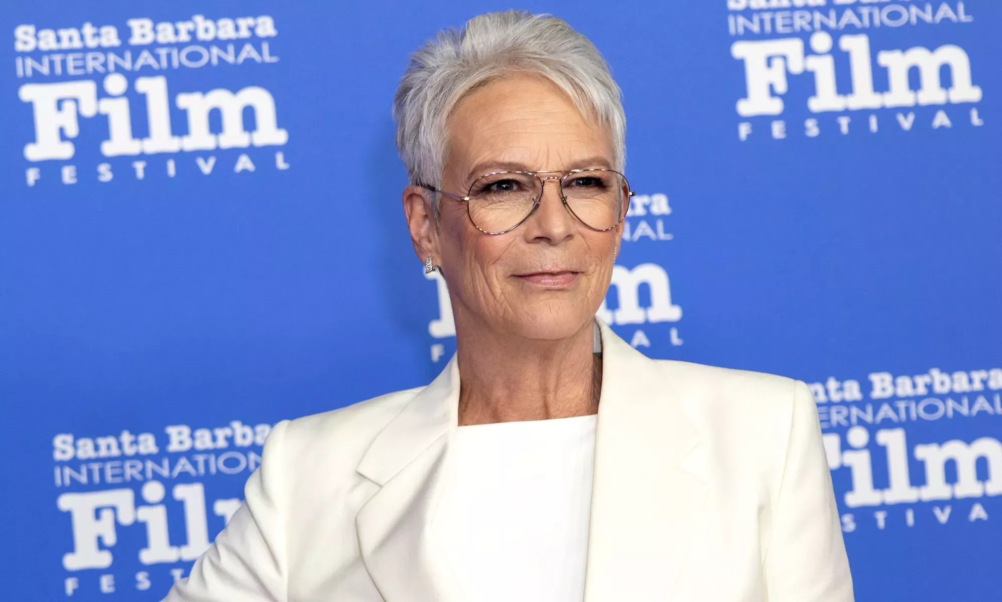 6 padres famosos que apoyan con orgullo a sus hijos trans, entre ellos Jamie Lee Curtis