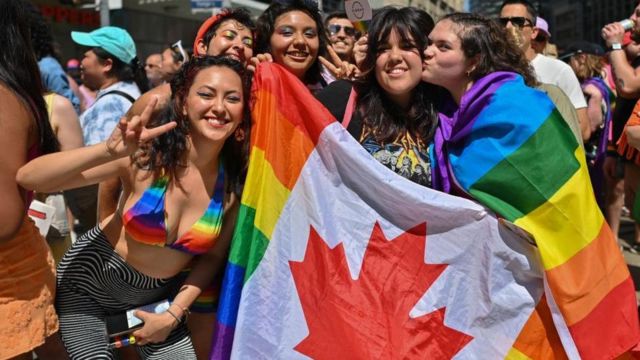 Canadá pone en alerta a los residentes LGBTQ+ que visiten EE.UU