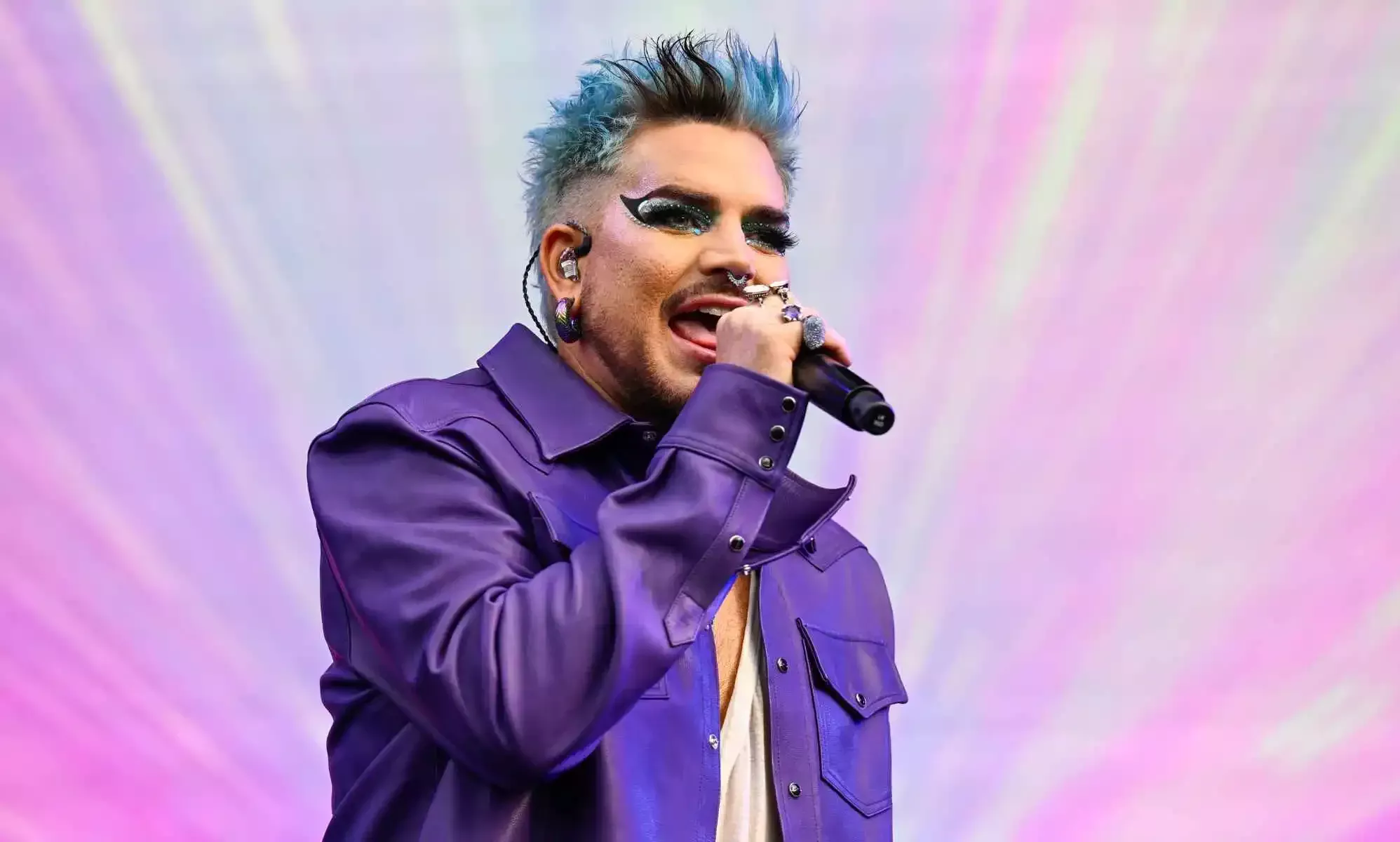 El fascinante documental de Adam Lambert rinde homenaje a los artistas LGBTQ+ que marcaron la historia de la música