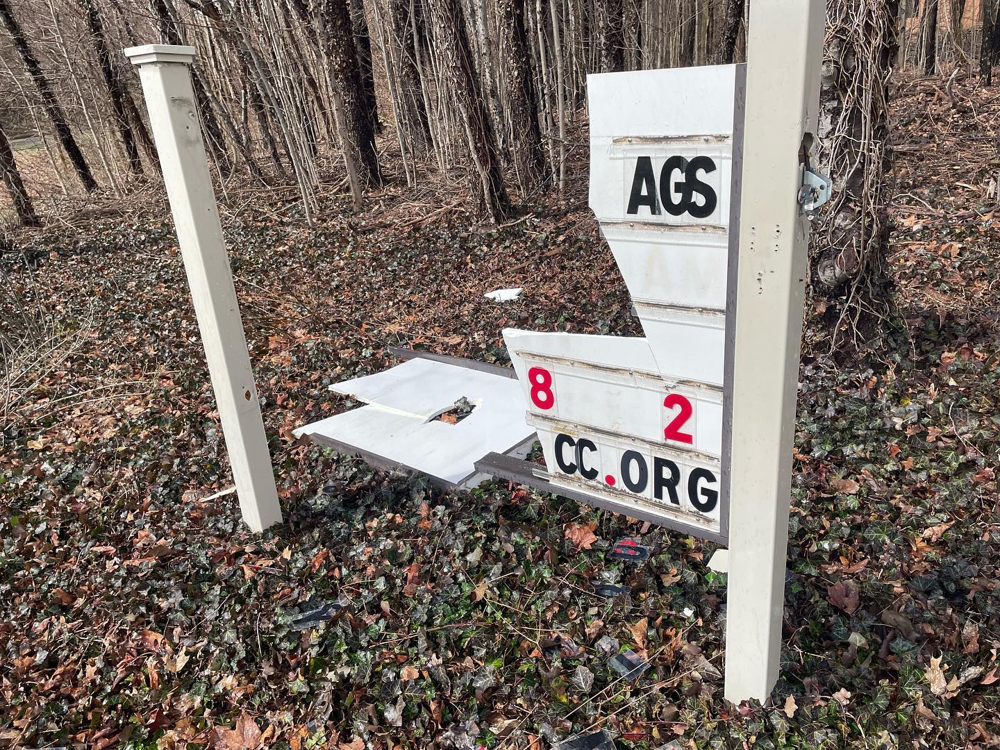 Larga pena de cárcel para el hombre que quemo una iglesia en la que se celebraban eventos drag