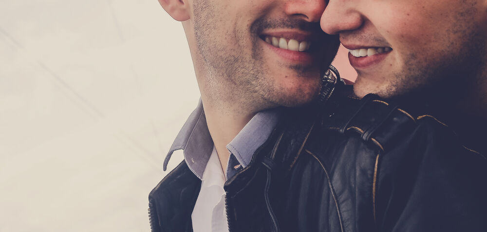 Los adultos de generaciones pasadas cuentan a los jóvenes como era ligar sin aplicaciones