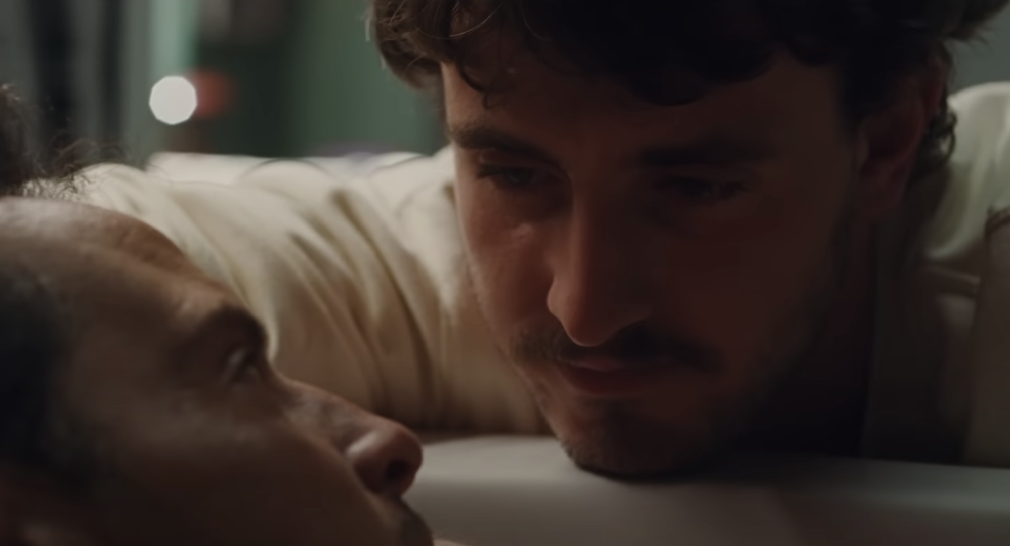 Cómo supo el director de "Todos somos extraños" que Paul Mescal y Andrew Scott en realidad se estaban enamorando