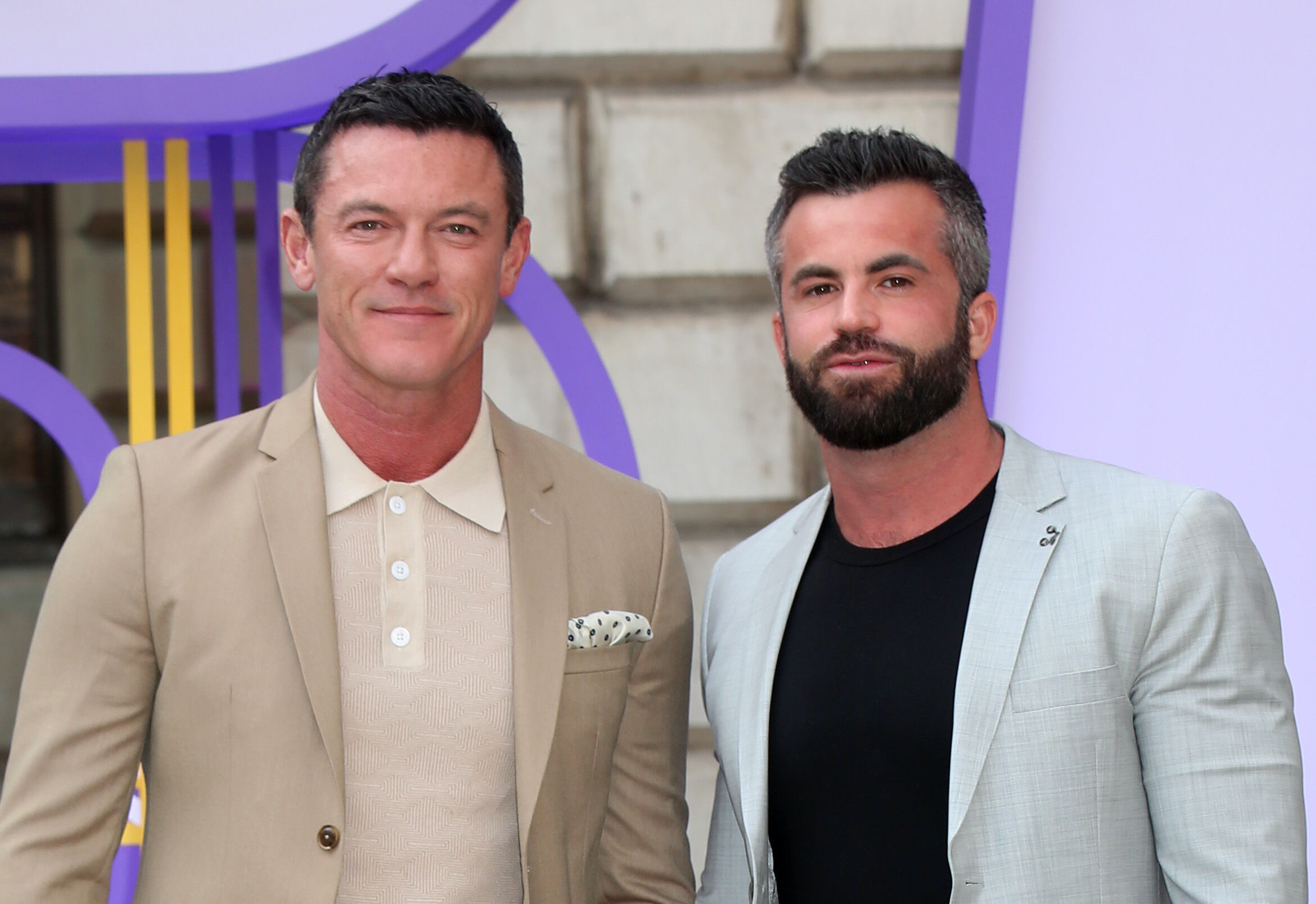 Luke Evans y su novio Fran Tomas nos cuentan su bonito romance