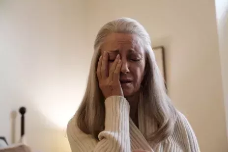 Alicia Coppola hace que Jane Seymour y Zack Barack se pregunten "¿Y tú eres...?".