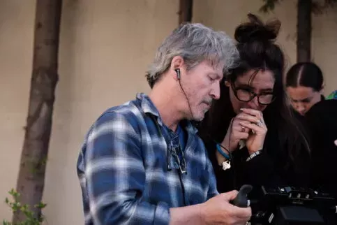 Alicia Coppola hace que Jane Seymour y Zack Barack se pregunten "¿Y tú eres...?".