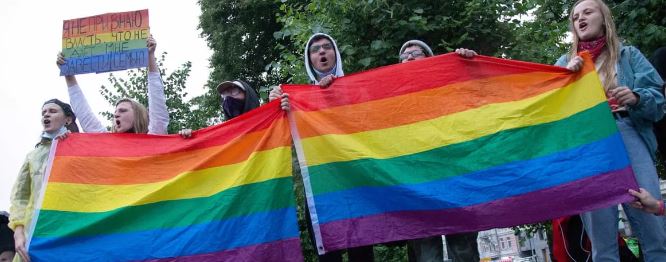 Rusia dicta las primeras condenas en relación con la ley anti-LGBT