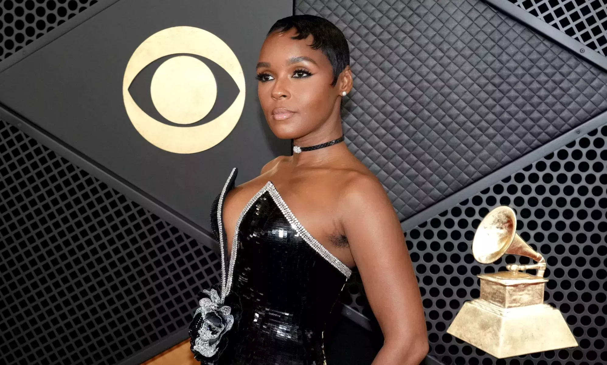 Todo lo que necesitas saber sobre Janelle Monáe, icono pionero de la comunidad no binaria y pansexual