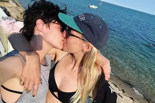 Kristen Stewart y su prometido Dylan Meyer son unos absolutos objetivos de pareja y nos encanta verlo