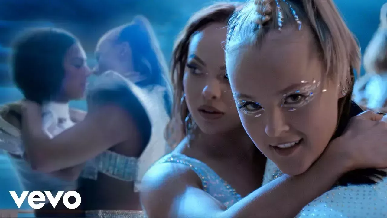 El vídeo musical lésbico de JoJo Siwa,