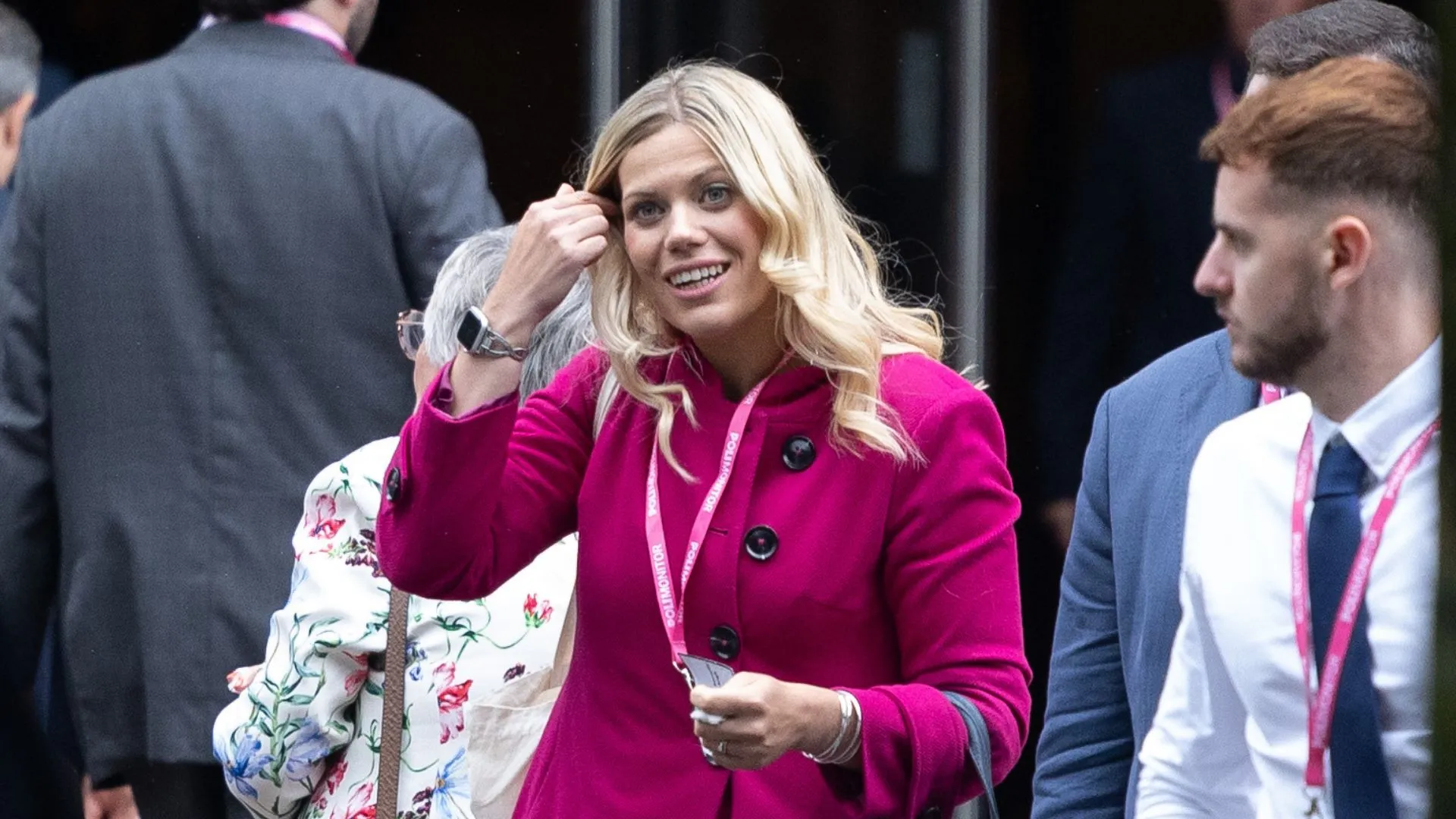 Un diputado conservador arremete contra las iniciativas escolares LGBTQ+ y afirma que es "inquietante" preguntar a los niños si son homosexuales