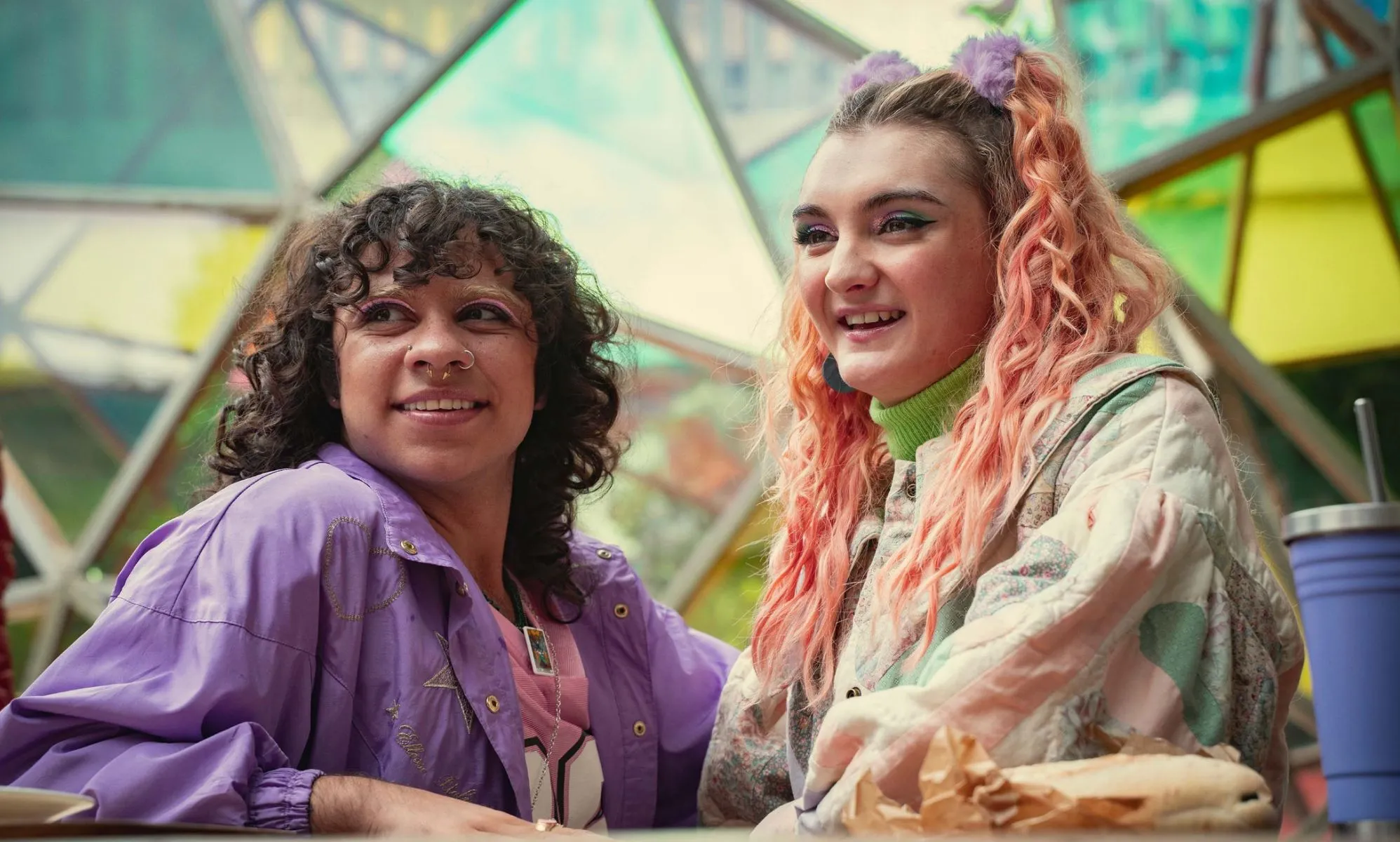 Los protagonistas de Sex Education cambian su rompedora escena de sexo trans: "Queríamos hacerlo bien