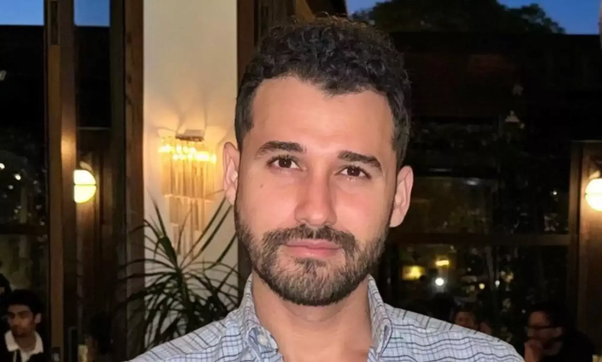 El actor Carlo Arrechea se declara bisexual: