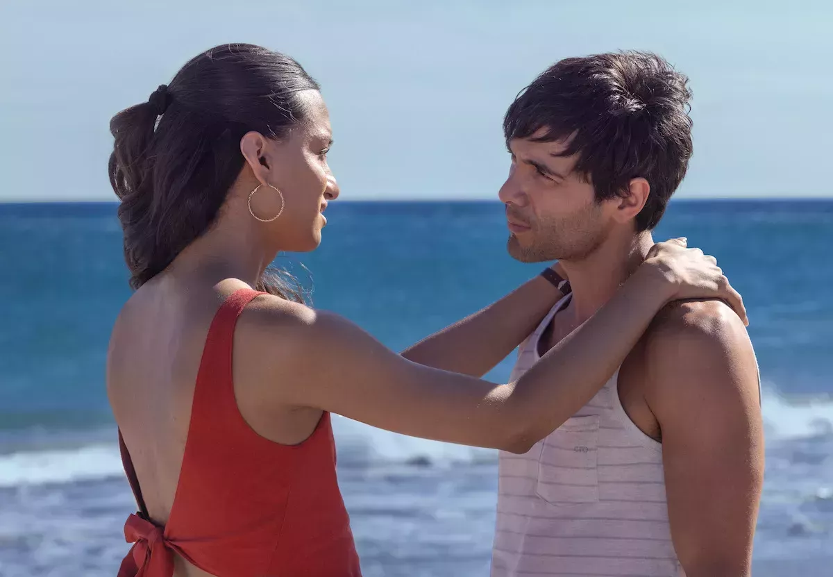 La nueva y poderosa serie trans de Netflix El secreto del r&iacute;o, ambientada en M&eacute;xico, es de visionado obligado