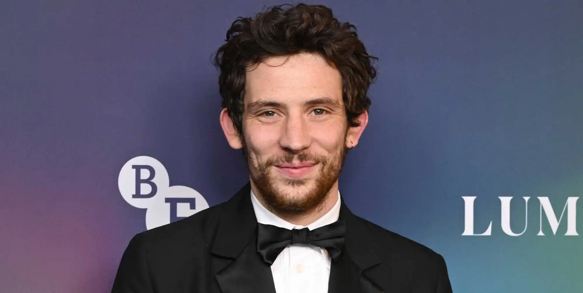 Josh O’Connor admite tener ‘sentimientos encontrados’ sobre interpretar papeles homosexuales mientras se prepara para su último rol