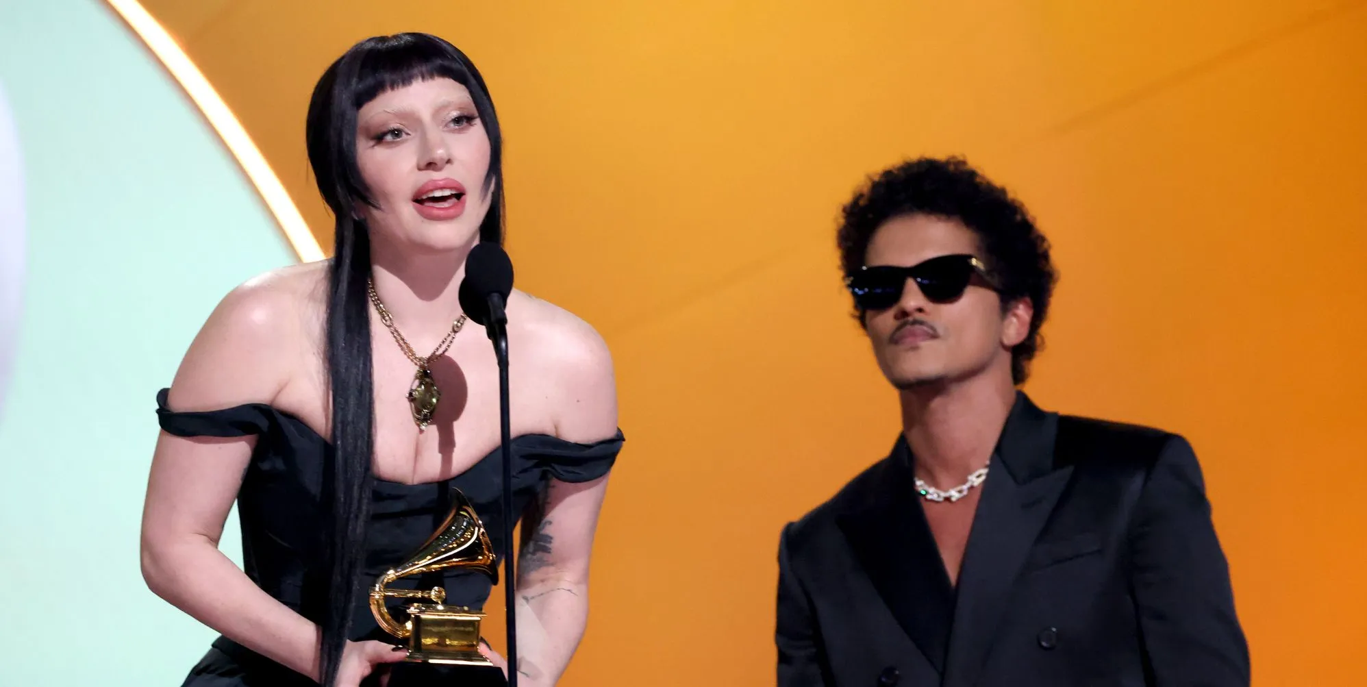 Lady Gaga enfatiza que 'las personas trans no son invisibles' durante su emotivo discurso de aceptación en los Grammy