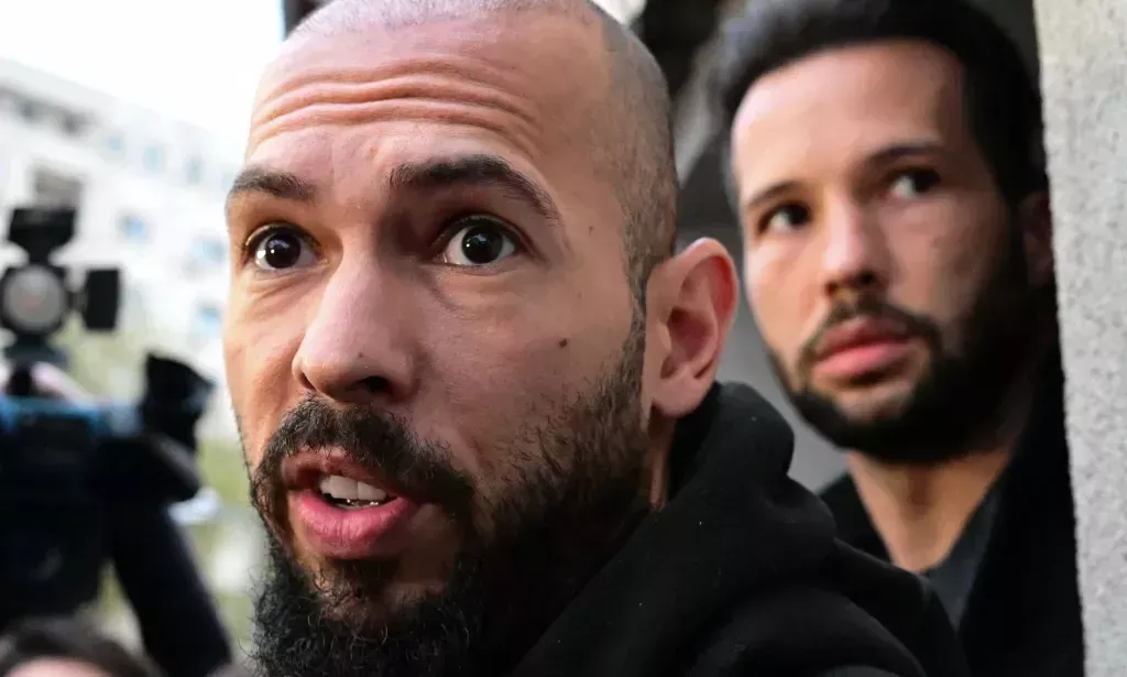 Andrew Tate con su hermano, Tristan.