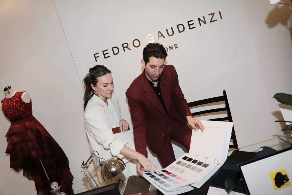 El Traje de la Confianza: Oriona Robb sobre la Sastrería de Lujo