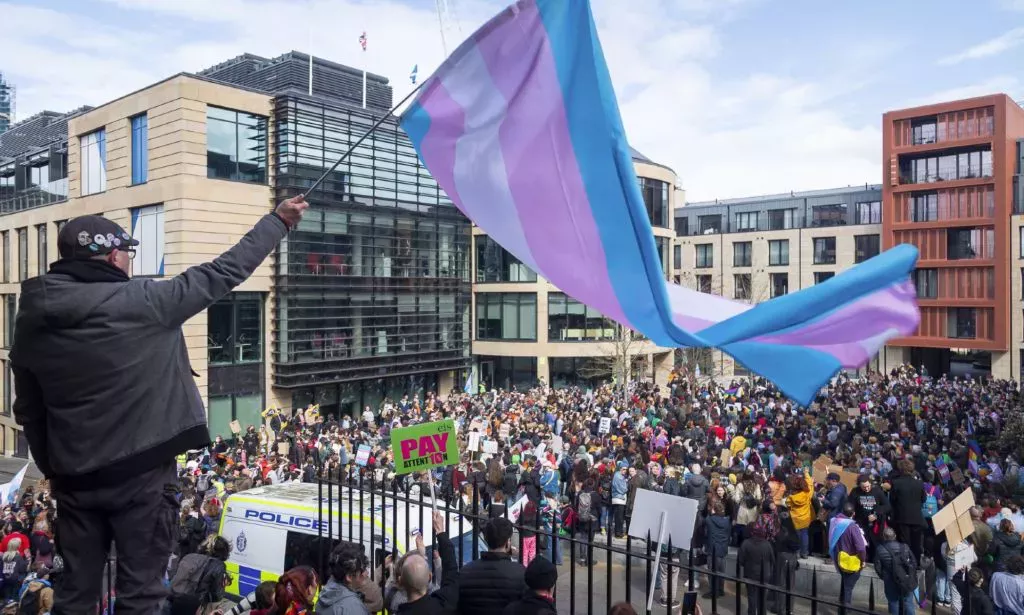 Protestas por los derechos trans en Edimburgo.