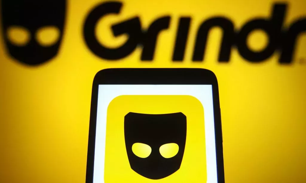 Aplicación Grindr en el teléfono