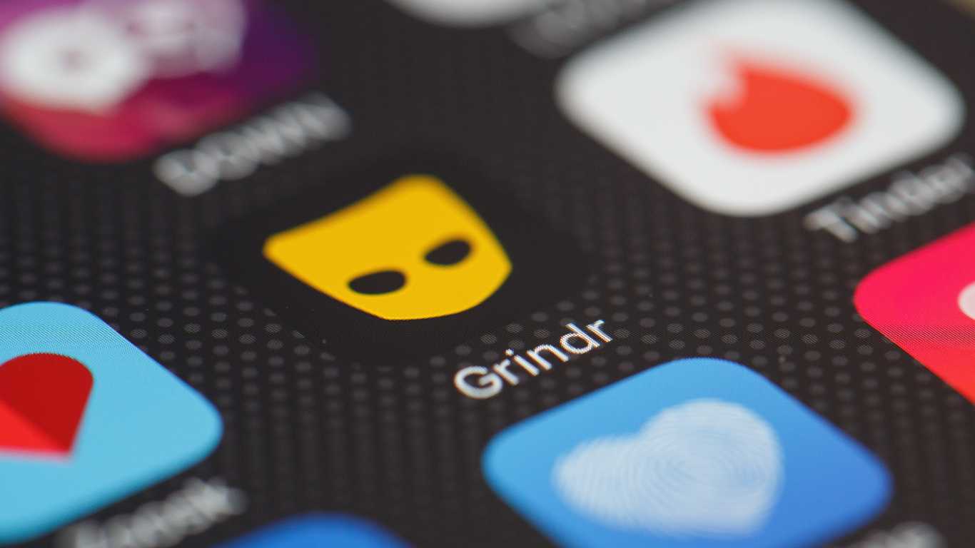 Los usuarios de Grindr deben estar atentos a esta 'bandera roja' para mantenerse seguros, advierte un experto