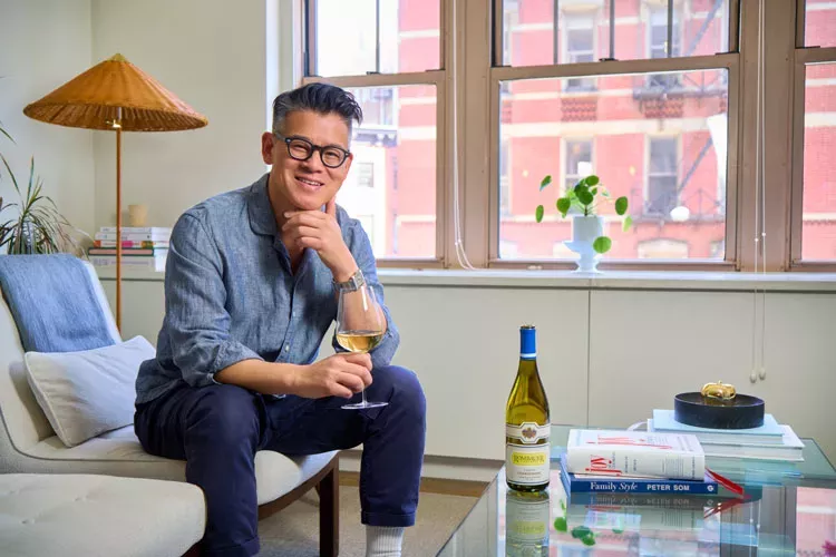 Peter Som está convirtiendo lo cotidiano en algo fabuloso