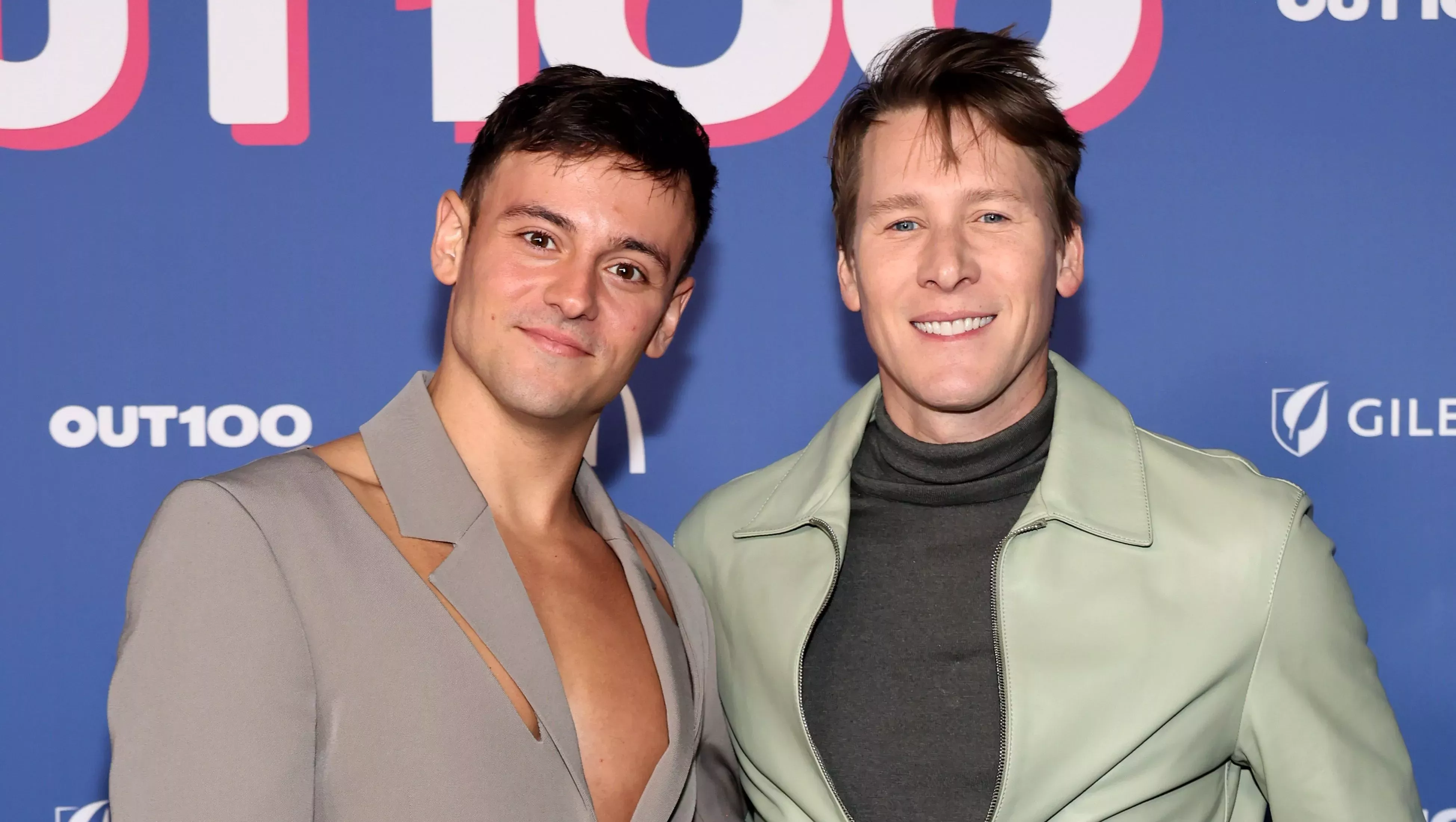 Tom Daley sobre la diferencia de edad de 19 años con su esposo Dustin Lance Black: 'Soy la persona más madura'
