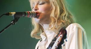 Courtney Love dice que se dio el filete con Kate Moss.